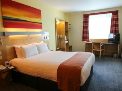 Express By Ihg Hotel